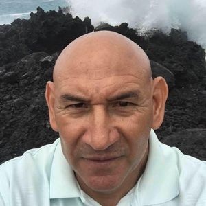 Meet your Posher, Manuel